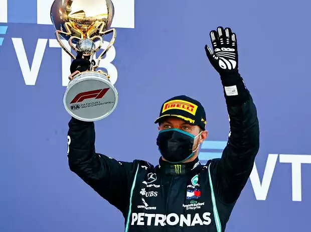 Valtteri Bottas (Mercedes) feiert den Sieg beim Formel-1-Rennen von Russland in Sotschi 2020 Titel-Bild zur News: Valtteri Bottas (Mercedes) feiert den Sieg beim Formel-1-Rennen von Russland in Sotschi 2020