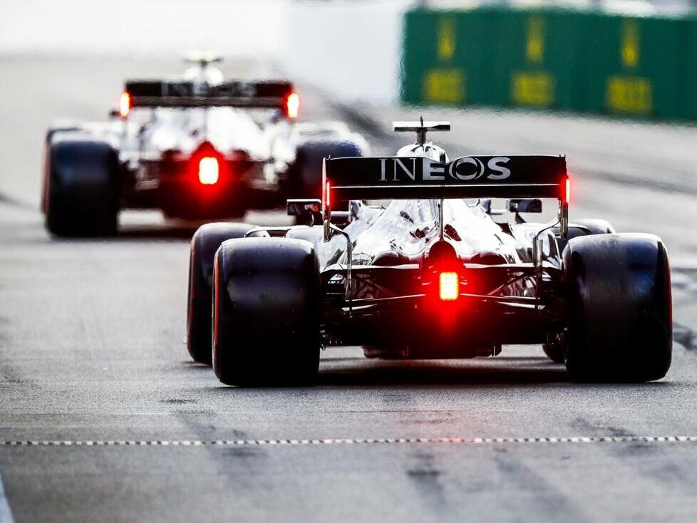 Valtteri Bottas, Lewis Hamilton