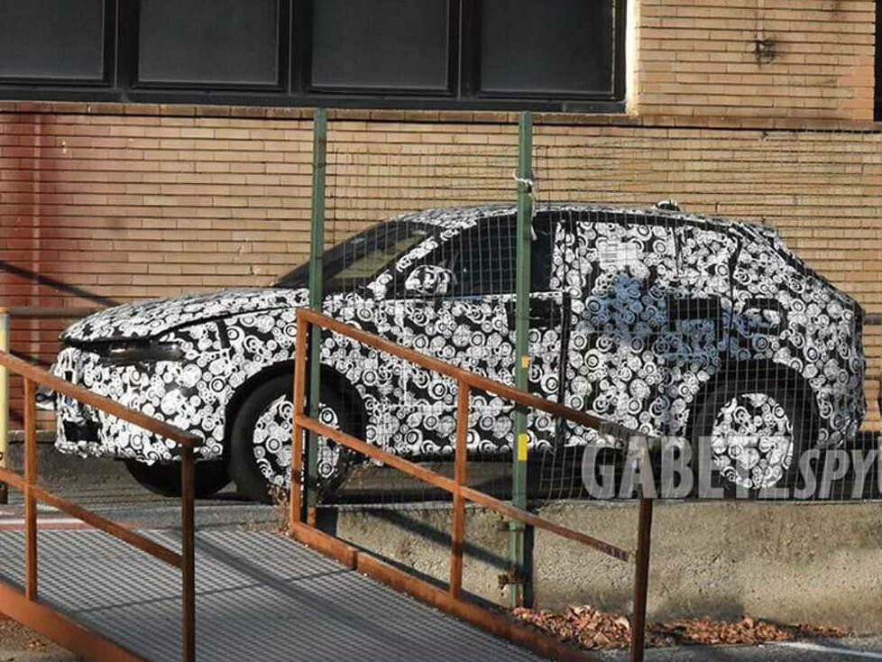 2022 Alfa Romeo Tonale Erlkönigfoto