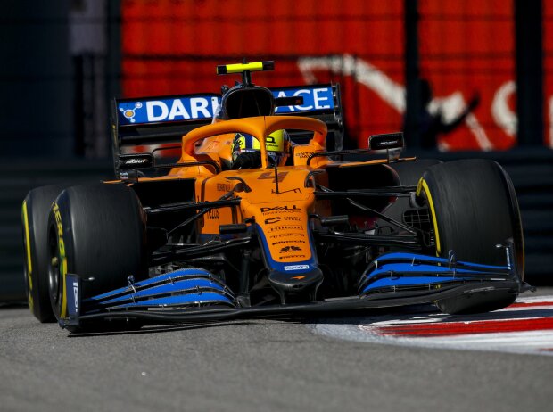 Titel-Bild zur News: Lando Norris (McLaren MCL35M) im Training der Formel 1 in Sotschi 2021