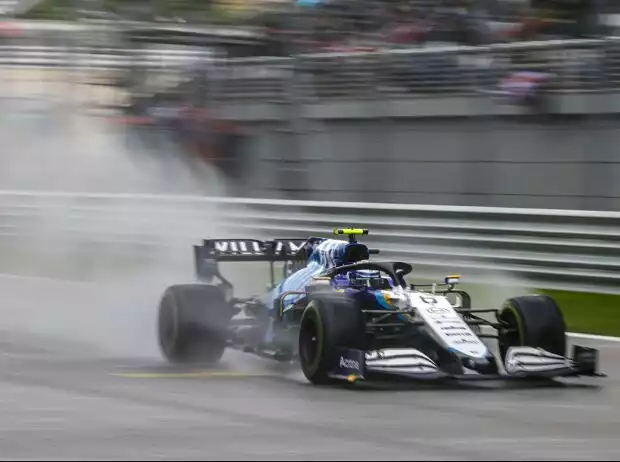 Nicholas Latifi im Williams FW43B im Regen beim Formel-1-Qualifying in Sotschi zum Russland-Grand-Prix 2021 Titel-Bild zur News: Nicholas Latifi im Williams FW43B im Regen beim Formel-1-Qualifying in Sotschi zum Russland-Grand-Prix 2021