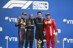 Max Verstappen (Red Bull), Lewis Hamilton (Mercedes) und Carlos Sainz (Ferrari) 