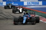 Esteban Ocon (Alpine) und Kimi Räikkönen (Alfa Romeo) 