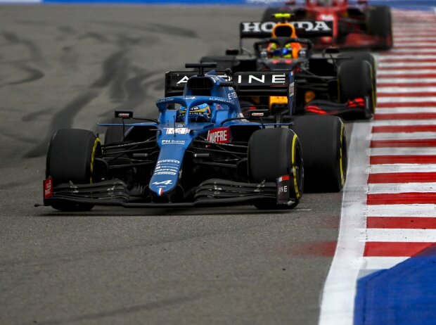 Titel-Bild zur News: Fernando Alonso, Sergio Perez, Charles Leclerc
