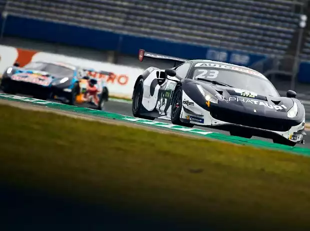 Alexander Albon, Liam Lawson Titel-Bild zur News: Alexander Albon, Liam Lawson