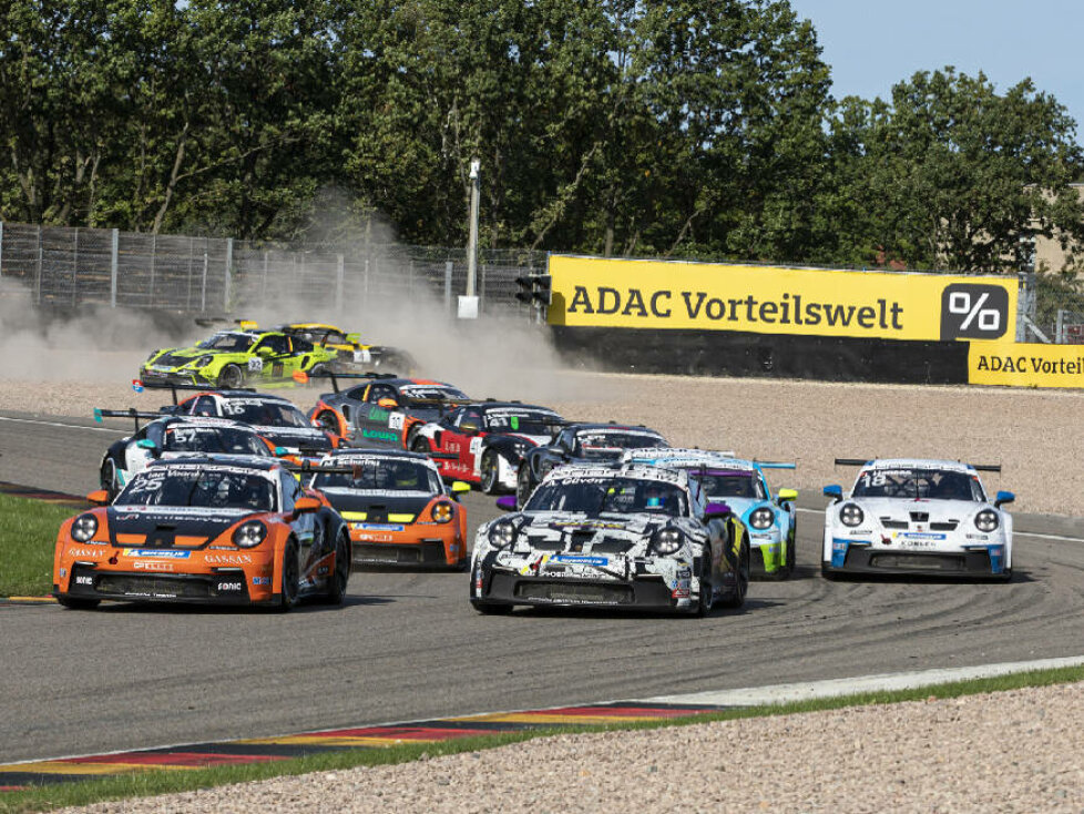 Start des ersten Rennens des Porsche-Carrera-Cup auf dem Sachsenring 2021