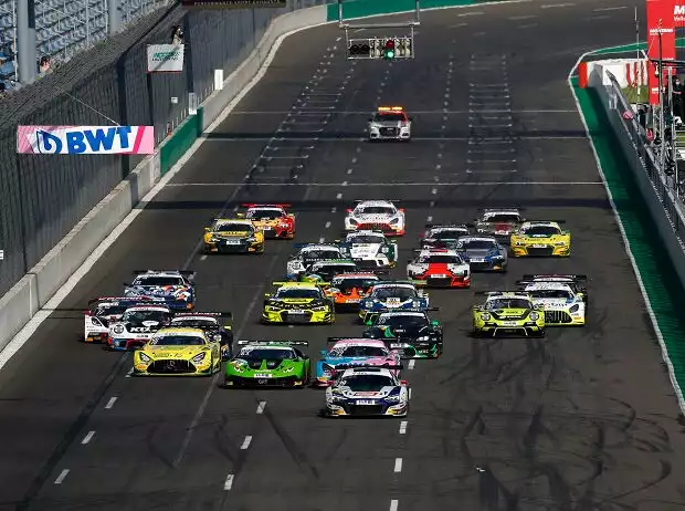 ADAC GT Masters, Start Titel-Bild zur News: ADAC GT Masters, Start