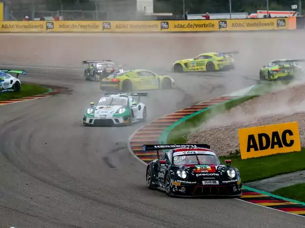 Titel-Bild zur News: ADAC GT Masters, Sachsenring, Start, Crash