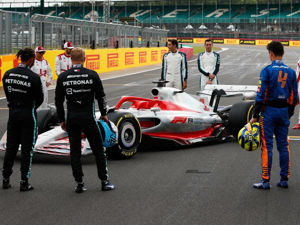 Lewis Hamilton, Kimi Räikkönen, Antonio Giovinazzi, Valtteri Bottas, George Russell, Nicholas Latifi, Lando Norris, Nikita Masepin, Daniel Ricciardo