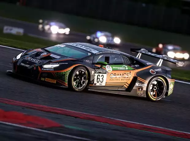 Andrea Caldarelli, Marco Mapelli und Mirko Bortolotti auf ihrem Lamborghini Huracan GT3 Evo bei den 24h Spa 2021 Titel-Bild zur News: Andrea Caldarelli, Marco Mapelli und Mirko Bortolotti auf ihrem Lamborghini Huracan GT3 Evo bei den 24h Spa 2021