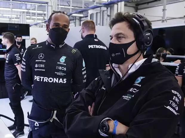 Lewis Hamilton, Toto Wolff Titel-Bild zur News: Lewis Hamilton, Toto Wolff