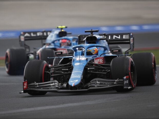 Fernando Alonso, Esteban Ocon