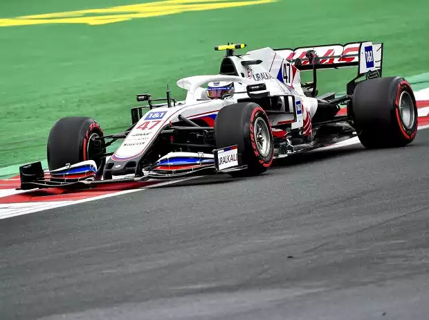 Mick Schumacher (Haas VF-21) im Formel-1-Rennen von Istanbul 2021 Titel-Bild zur News: Mick Schumacher (Haas VF-21) im Formel-1-Rennen von Istanbul 2021