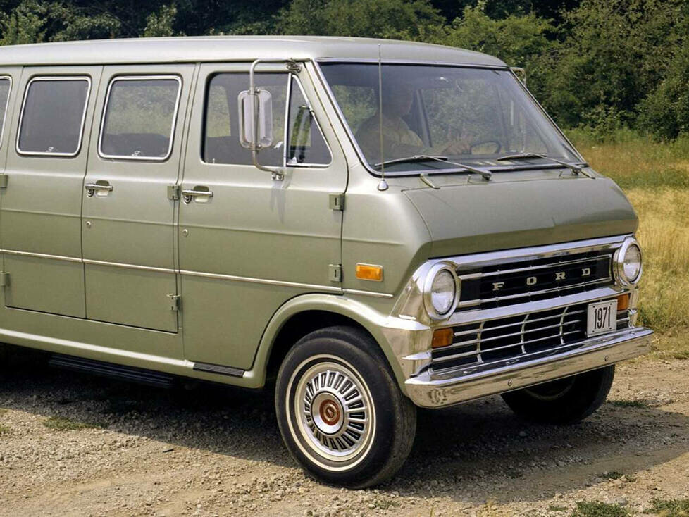 Ford Econoline Club Wagon