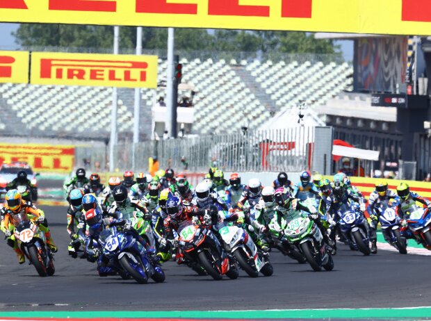 Start der Supersport-300-Klasse in Misano 2021