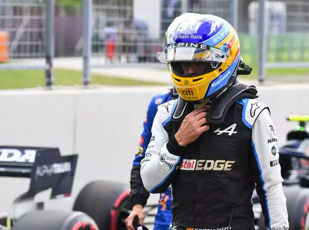 Titel-Bild zur News: Fernando Alonso (Alpine) nach dem Formel-1-Rennen in Istanbul 2021
