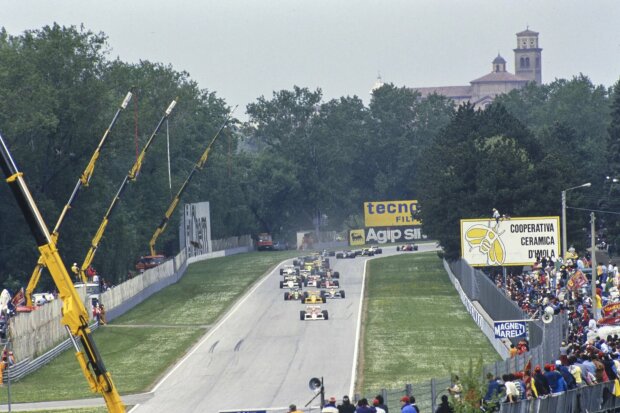 Riccardo Patrese Gerhard Berger Alain Prost Eddie Cheever Nigel Mansell Derek Warwick Gabriele Tarquini Ferrari Ferrari F1McLaren McLaren F1Lotus Lotus F1 Team F1Williams Williams F1Coloni Coloni GP2 ~Riccardo Patrese, Gerhard Berger, Alain Prost, Eddie Cheever, Nigel Mansell, Derek Warwick und Gabriele Tarquini ~ Riccardo Patrese Gerhard Berger Alain Prost Eddie Cheever Nigel Mansell Derek Warwick Gabriele Tarquini Ferrari Ferrari F1McLaren McLaren F1Lotus Lotus F1 Team F1Williams Williams F1Coloni Coloni GP2 ~Riccardo Patrese, Gerhard Berger, Alain Prost, Eddie Cheever, Nigel Mansell, Derek Warwick und Gabriele Tarquini ~