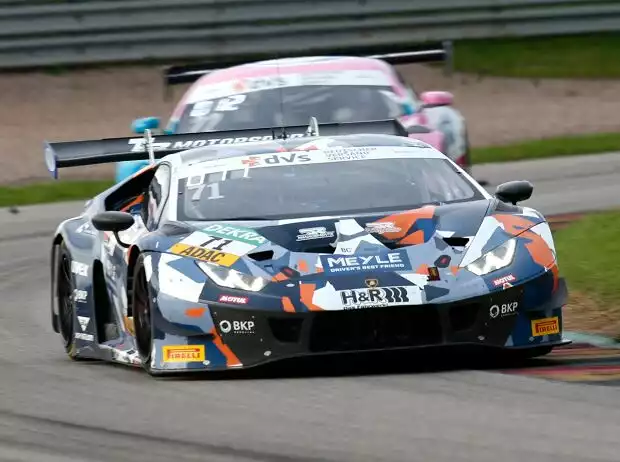 Titel-Bild zur News: Maximilian Paul und Marco Mapelli im T3-Lamborghini Huracan GT3 Evo beim ADAC GT Masters auf dem Sachsenring