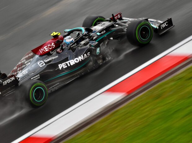 Valtteri Bottas (Mercedes W12) beim Formel-1-Rennen von Istanbul 2021