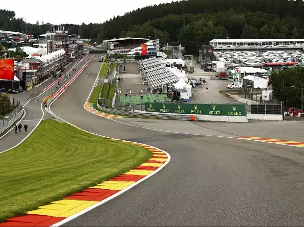 Eau Rouge in Spa-Francorchamps 2021 bei der Formel 1 Titel-Bild zur News: Eau Rouge in Spa-Francorchamps 2021 bei der Formel 1