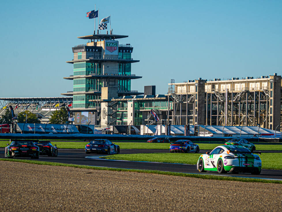 Renn-Action bei den 8h Indianapolis der IGTC-Saison 2021