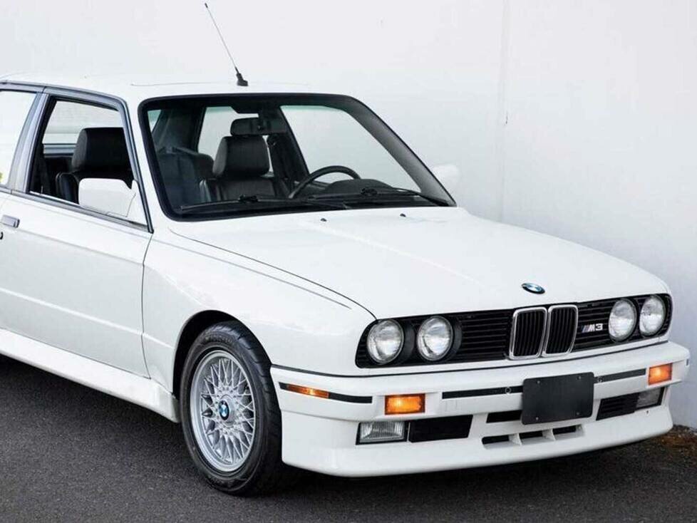 BMW M3 E30
