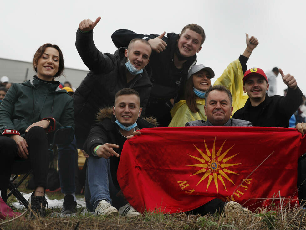 Fans in Istanbul