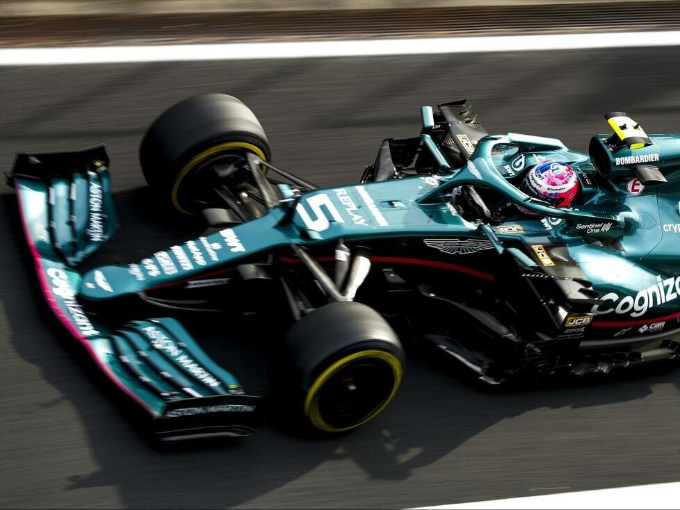 Sebastian Vettel im Aston Martin AMR21