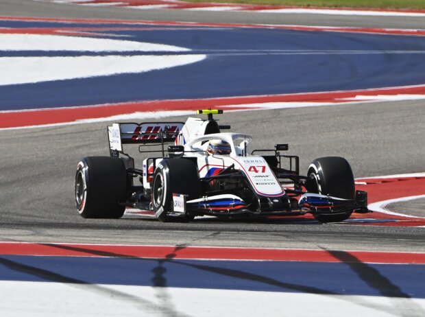 Titel-Bild zur News: Mick Schumacher (Haas VF-21) im Freien Training zum Formel-1-Rennen in Austin 2021