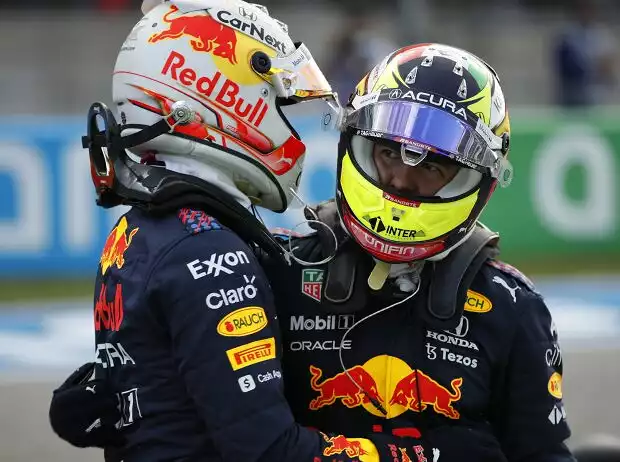 Sergio Perez, Max Verstappen Titel-Bild zur News: Sergio Perez, Max Verstappen