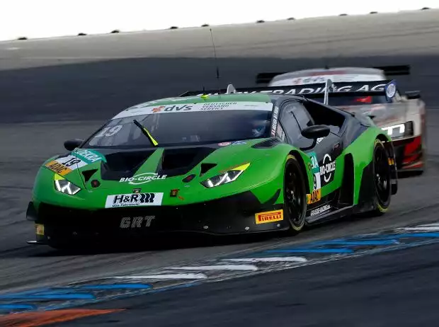 Franck Perera und Rolf Ineichen beim ADAC GT Masters auf dem Hockenheimring 2021 Titel-Bild zur News: Franck Perera und Rolf Ineichen beim ADAC GT Masters auf dem Hockenheimring 2021