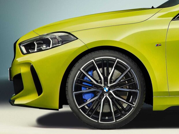 BMW M135i xDrive (2021) BMW M135i xDrive (2021)