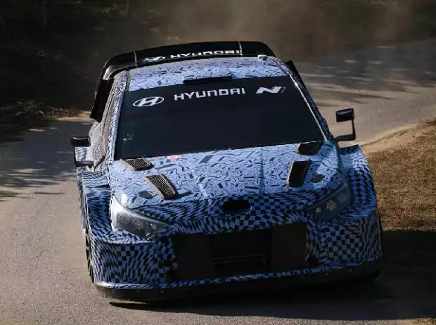 Hyundai i20 Rally1 bei Testfahrten in Italien Titel-Bild zur News: Hyundai i20 Rally1 bei Testfahrten in Italien