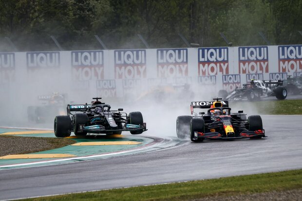 Max Verstappen Lewis Hamilton Ferrari Ferrari F1Red Bull Red Bull F1Mercedes Mercedes F1 ~Max Verstappen (Red Bull) und Lewis Hamilton (Mercedes) ~ 