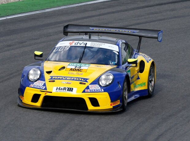 Martin Ragginger und Maximilian Hackländer in ihrem Porsche 911 GT3 R von MRS-GT Racing beim ADAC GT Masters auf dem Hockenheimring 2021 Martin Ragginger und Maximilian Hackländer in ihrem Porsche 911 GT3 R von MRS-GT Racing beim ADAC GT Masters auf dem Hockenheimring 2021
