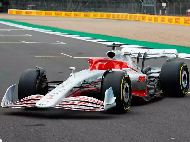 Formel-1-Auto 2022 Titel-Bild zur News: Formel-1-Auto 2022