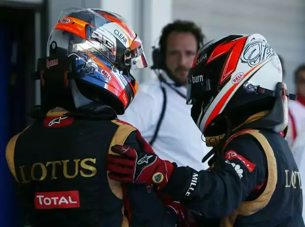 Romain Grosjean und sein Lotus-Teamkollege Kimi Räikkönen Titel-Bild zur News: Romain Grosjean und sein Lotus-Teamkollege Kimi Räikkönen
