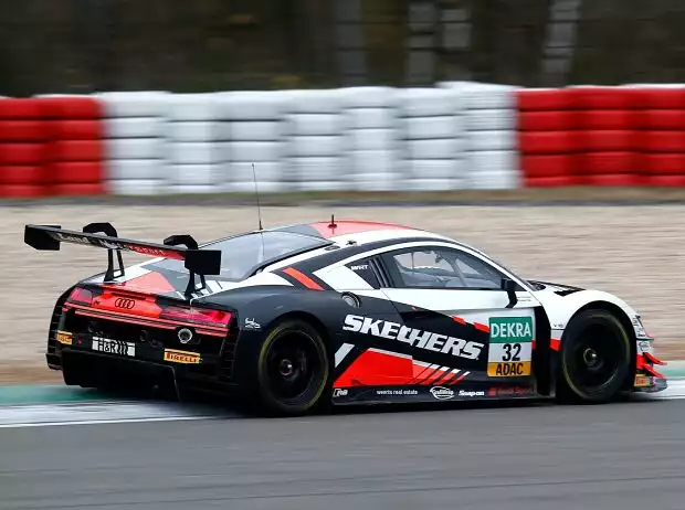 Charles Weerts und Dries Vanthoor im WRT-Audi #32 beim ADAC GT Masters 2021 auf dem Nürburgring Titel-Bild zur News: Charles Weerts und Dries Vanthoor im WRT-Audi #32 beim ADAC GT Masters 2021 auf dem Nürburgring