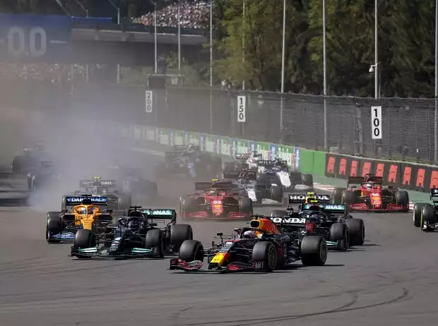 Max Verstappen, Lewis Hamilton, Valtteri Bottas, Sergio Perez Titel-Bild zur News: Max Verstappen, Lewis Hamilton, Valtteri Bottas, Sergio Perez