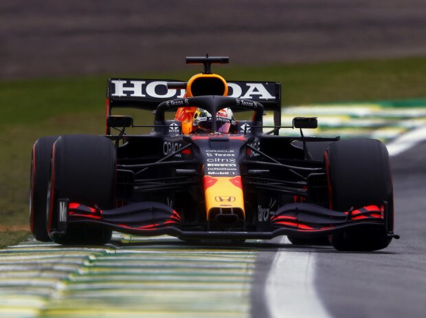 Titel-Bild zur News: Max Verstappen (Red Bull RB16B) im Qualifying zum Formel-1-Rennen in Brasilien