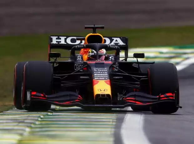 Max Verstappen (Red Bull RB16B) im Qualifying zum Formel-1-Rennen in Brasilien Titel-Bild zur News: Max Verstappen (Red Bull RB16B) im Qualifying zum Formel-1-Rennen in Brasilien