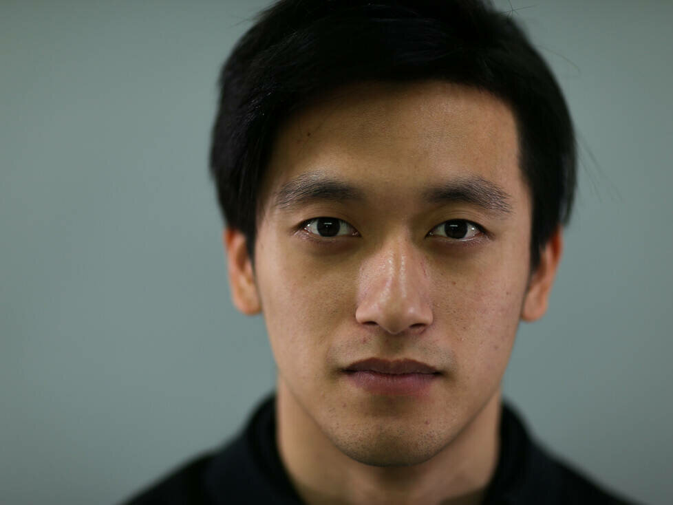 Guanyu Zhou