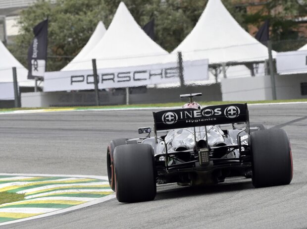 Lewis Hamilton (Mercedes W12) im Training zum Formel-1-Rennen in Brasilien 2021 Lewis Hamilton (Mercedes W12) im Training zum Formel-1-Rennen in Brasilien 2021