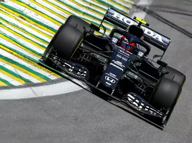 Pierre Gasly im AlphaTauri AT02 auf Medium-Reifen in Brasilien 2021 Titel-Bild zur News: Pierre Gasly im AlphaTauri AT02 auf Medium-Reifen in Brasilien 2021