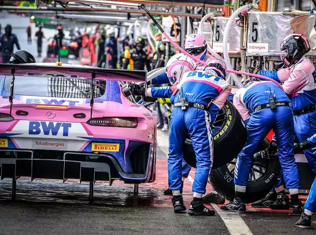 Titel-Bild zur News: 24h Spa, 2021, Box, Boxenstopp, Nachtanken, Mercedes-AMG GT3