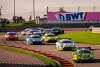Trinkwasser für Afrika: ADAC GT Masters fährt Runden für guten Zweck