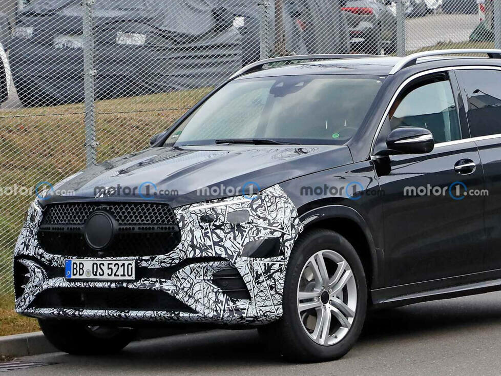 Neue Mercedes-GLE-Spionage-Aufnahmen