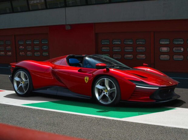 Titel-Bild zur News: Ferrari Daytona SP3