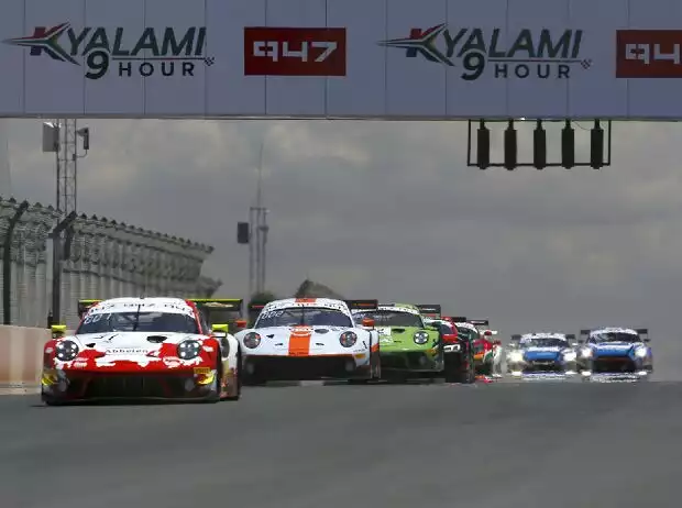 Renn-Action bei den 9h Kyalami 2019 Titel-Bild zur News: Renn-Action bei den 9h Kyalami 2019