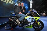 Valentino Rossi mit Eric de Seynes von Yamaha Europa